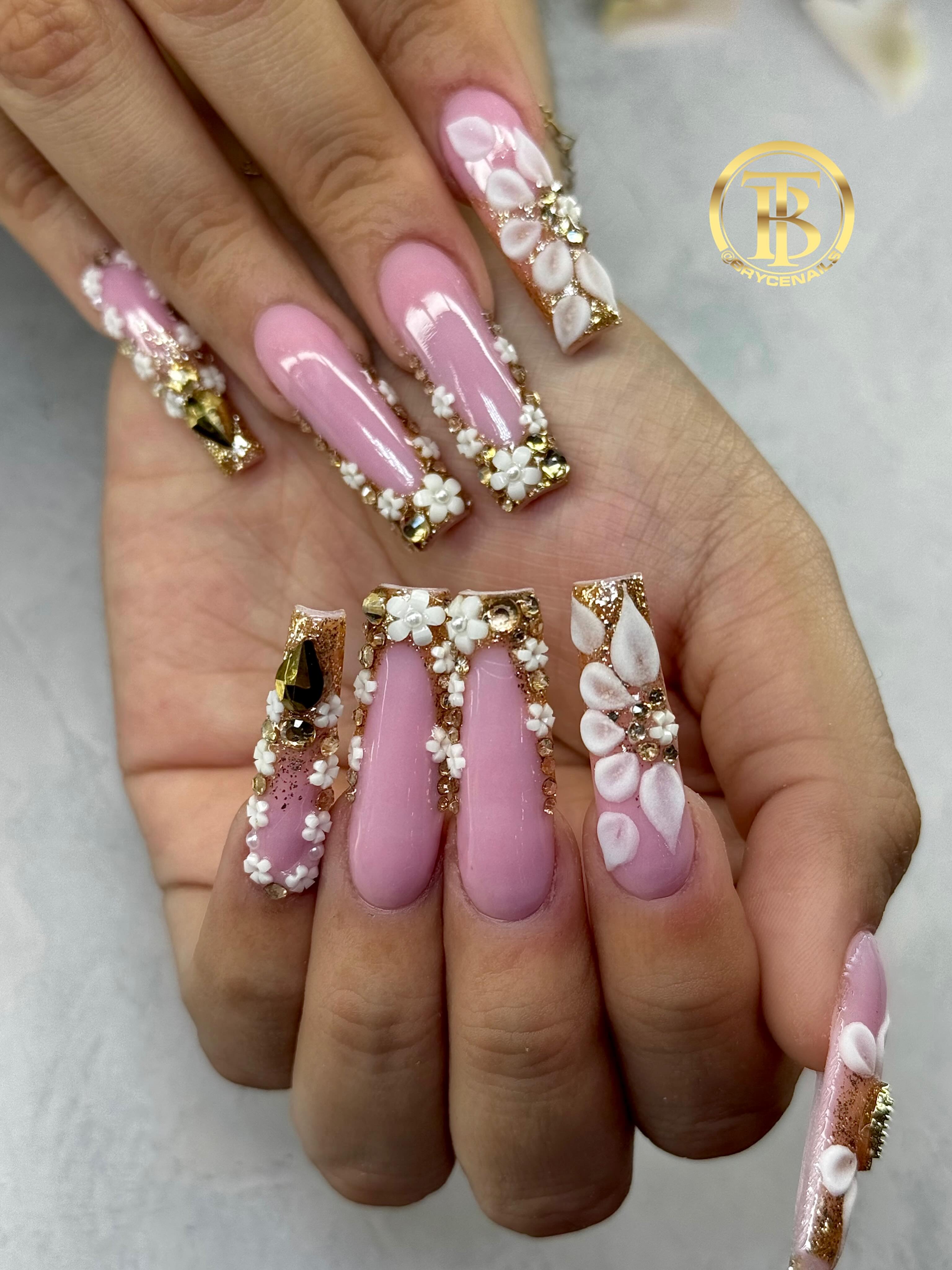 Nail Art Design 220526